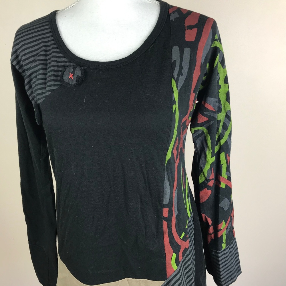 Leopards & Roses M Made in Nepal Cotton Top - Picture 2 of 4